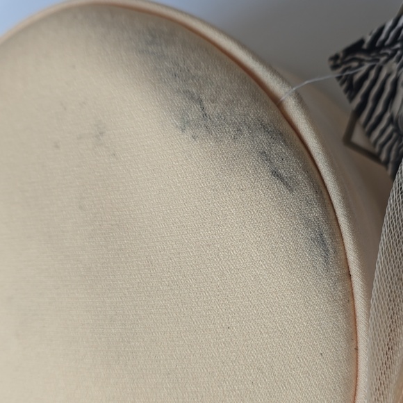 Whittall & Shon Elegant Cream Bow Hat - Picture 3 of 6